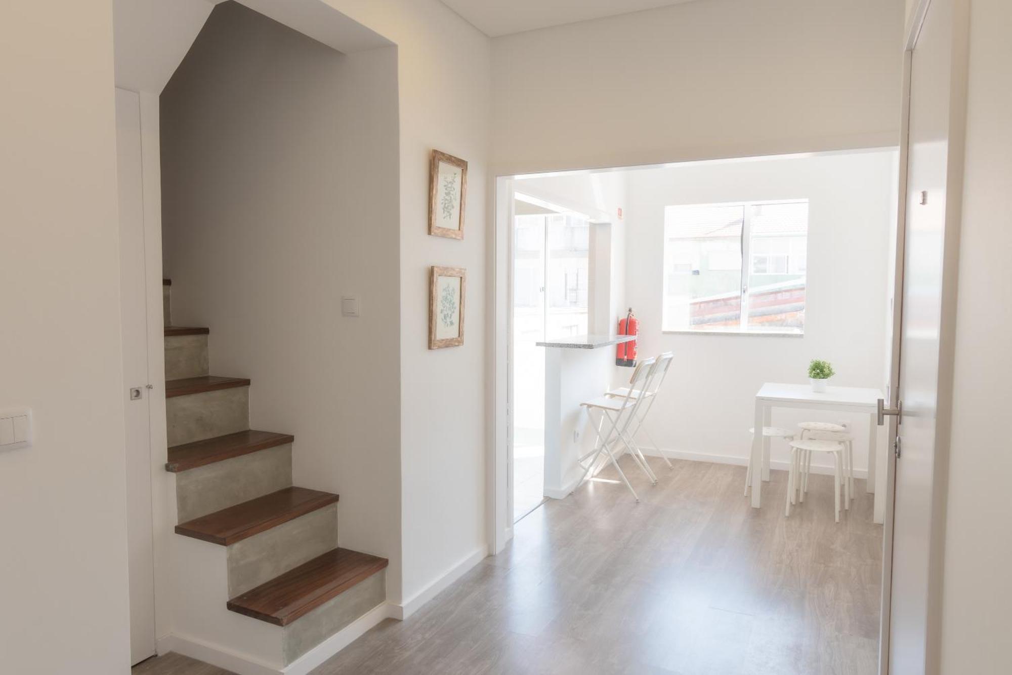 4 Bedroom Duplex By D Luis I Bridge บีลาโนวาเดกายา ภายนอก รูปภาพ